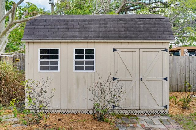 112 S HIMES AVENUE, Tampa, FL 33609