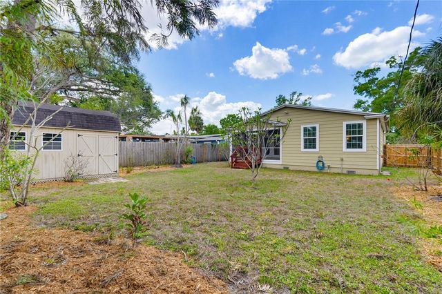 112 S HIMES AVENUE, Tampa, FL 33609