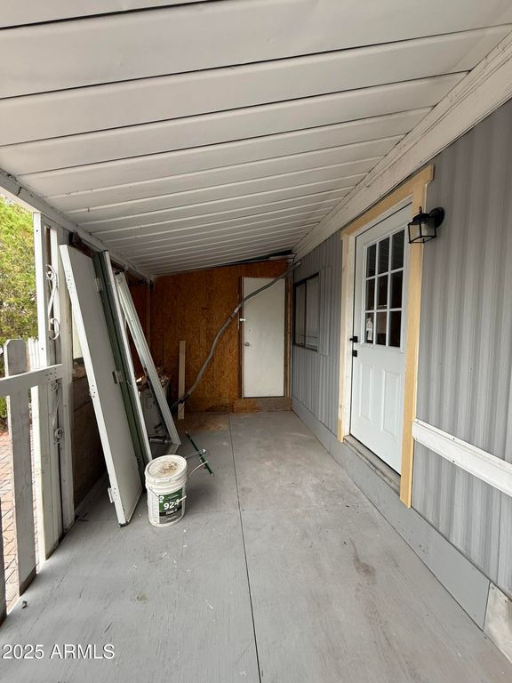 8595 N 71St Avenue 111, Glendale, AZ 85301