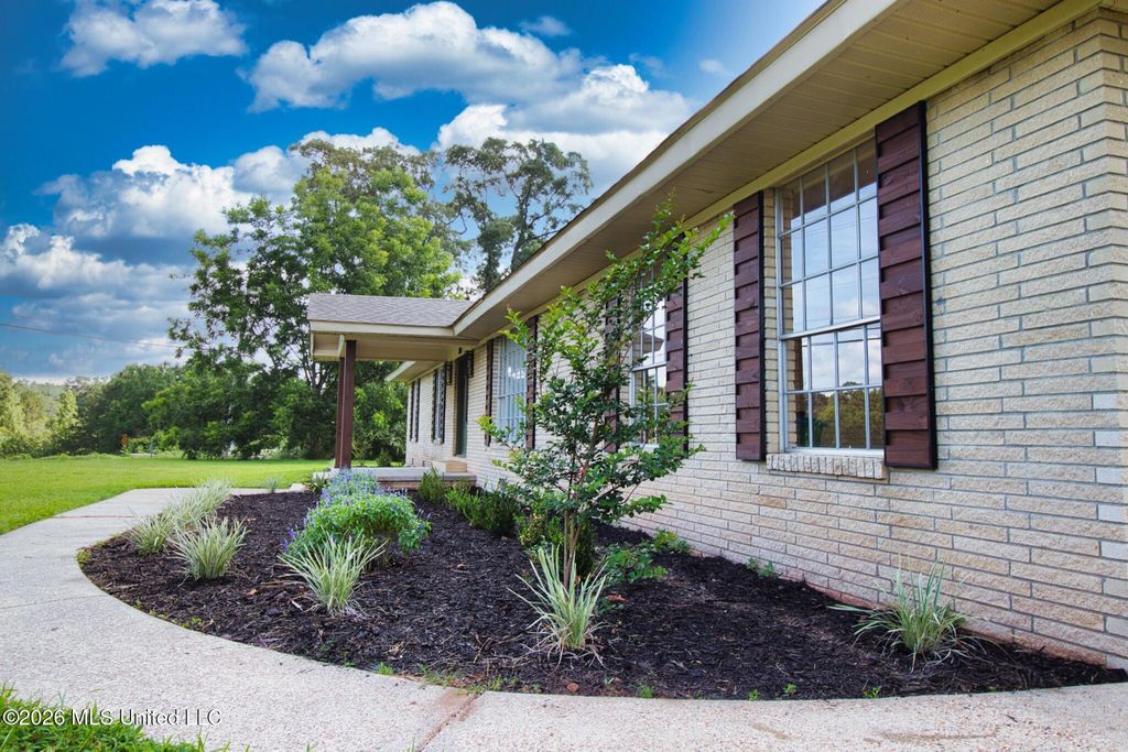 700 Old Richton Road, Petal, MS 39465
