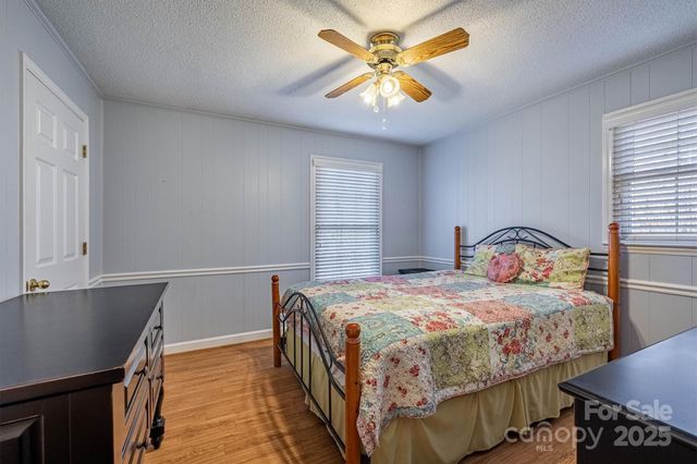 2196 Uphill Lane, Lenoir, NC 28645