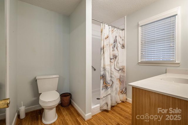 2196 Uphill Lane, Lenoir, NC 28645