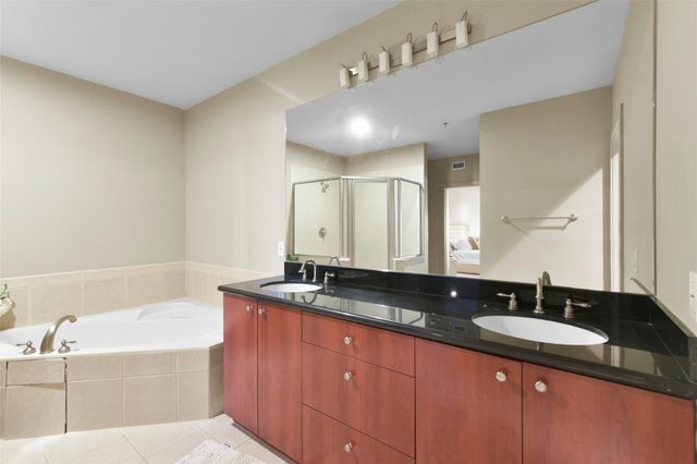 3311 Yupon Street 611, Houston, TX 77006