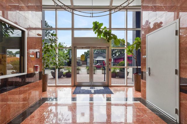 3311 Yupon Street 611, Houston, TX 77006