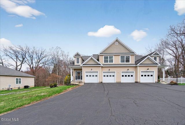 29 Jordan Point Drive, North Greenbush, NY 12180