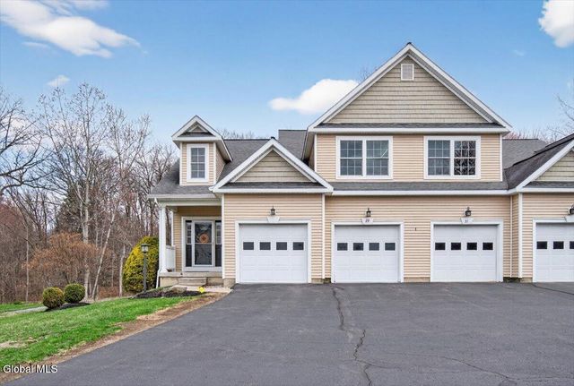 29 Jordan Point Drive, North Greenbush, NY 12180