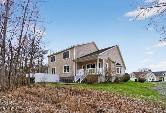 29 Jordan Point Drive, North Greenbush, NY 12180