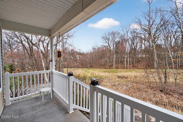 29 Jordan Point Drive, North Greenbush, NY 12180