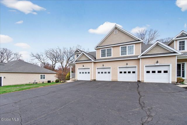 29 Jordan Point Drive, North Greenbush, NY 12180