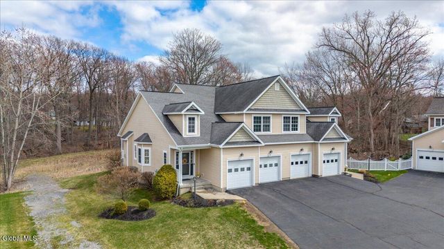 29 Jordan Point Drive, North Greenbush, NY 12180