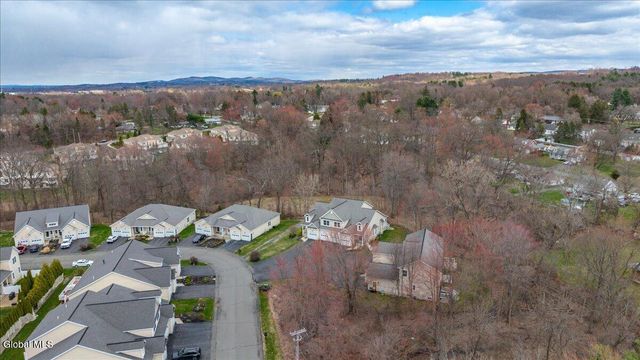 29 Jordan Point Drive, North Greenbush, NY 12180