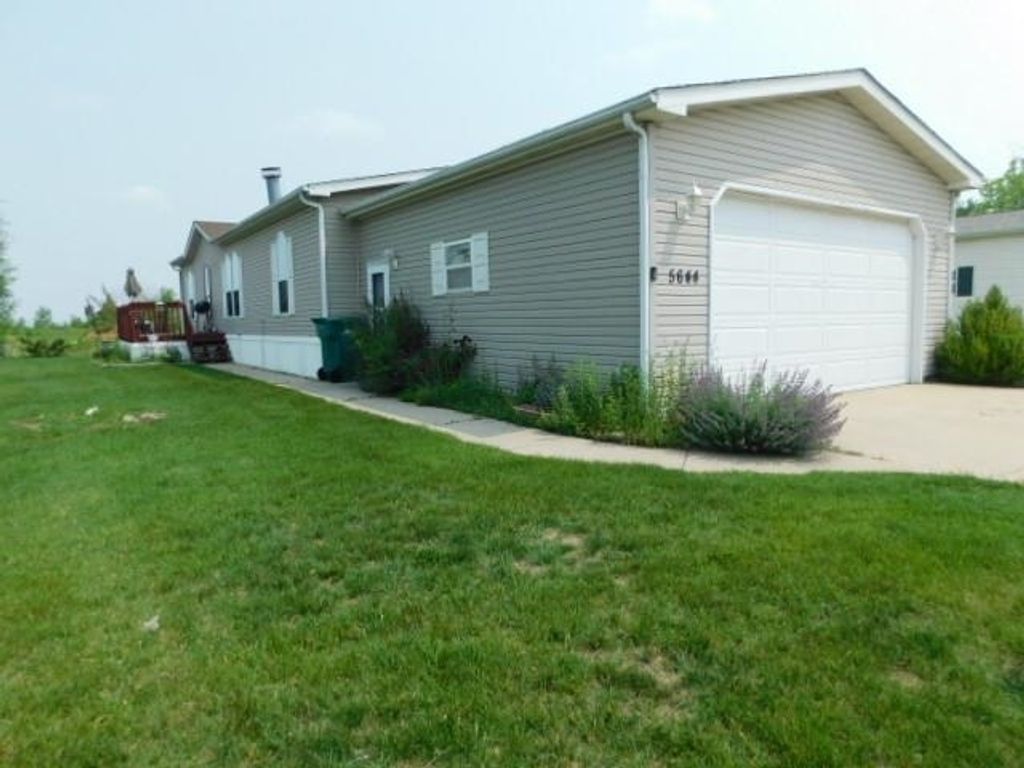 5644 Shale Drive, Loves Park, IL 61111