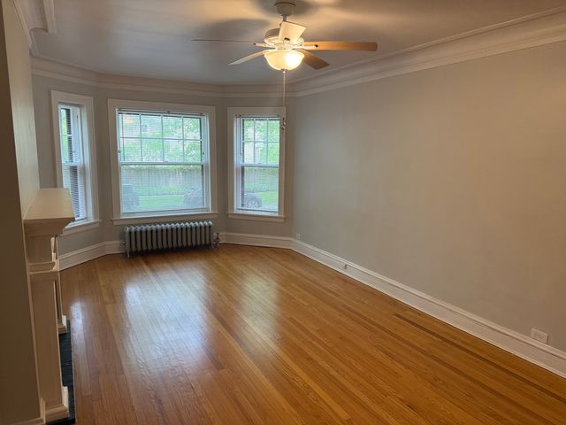106 Keeney Street 1, Evanston, IL 60202