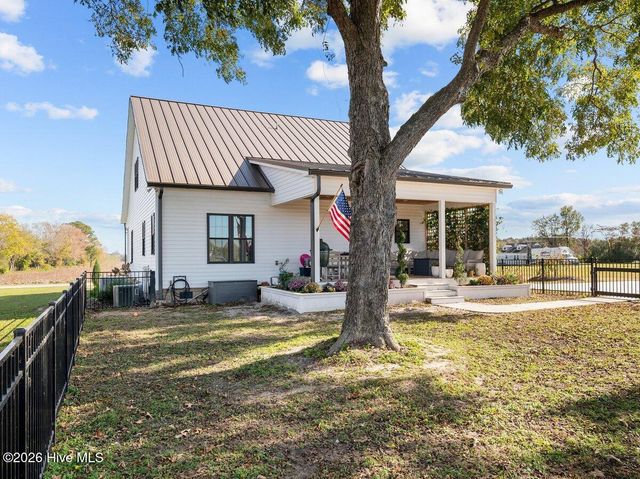 7132 County Home Road, Ayden, NC 28513