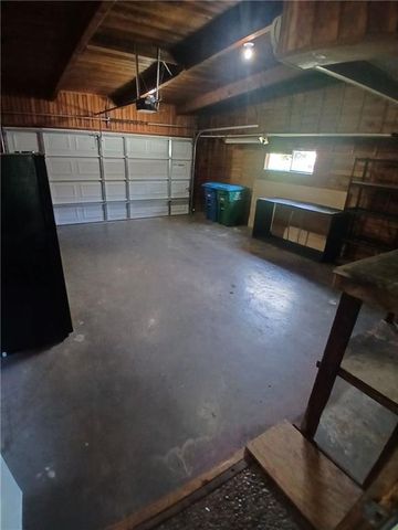 5323 Edgewood Circle, Houston Lake, MO 64151