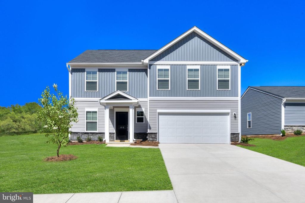 138 FORTUNA RD, Charles Town, WV 25414