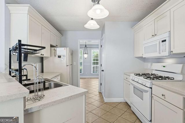349 Winchester Way, Woodstock, GA 30188