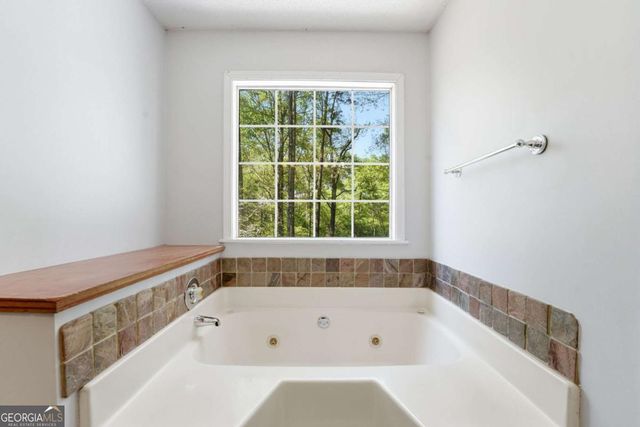 349 Winchester Way, Woodstock, GA 30188