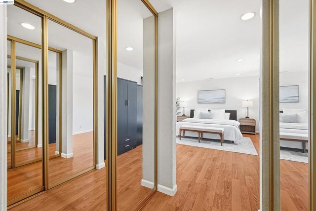 20061 Santa Maria Ave, Castro Valley, CA 94546