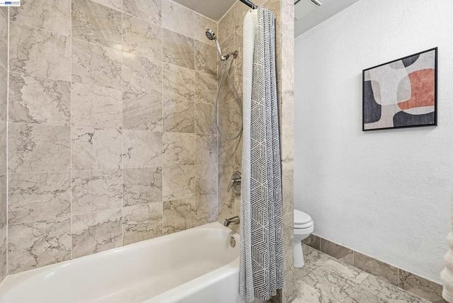 20061 Santa Maria Ave, Castro Valley, CA 94546