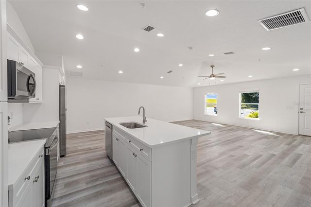 7462 NW 44TH LANE, Ocala, FL 34482