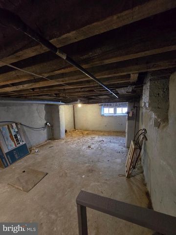 5026 LOCUST ST, Philadelphia, PA 19139