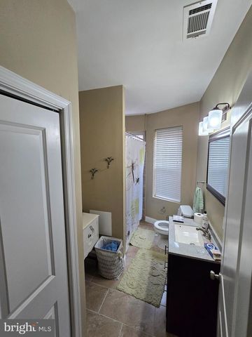 5026 LOCUST ST, Philadelphia, PA 19139