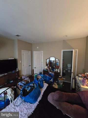 5026 LOCUST ST, Philadelphia, PA 19139