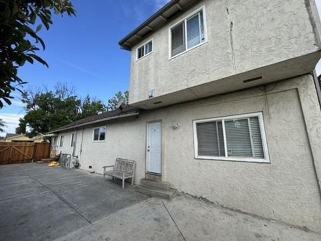 130 N 26th Street, San Jose, CA 95116