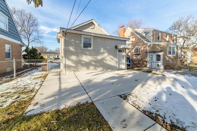 6937 W Summerdale Avenue, Chicago, IL 60656