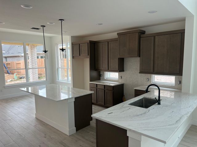 2326 Garden Arbor, Tomball, TX 77375