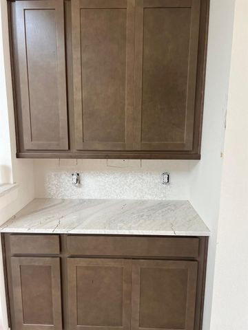 2326 Garden Arbor, Tomball, TX 77375