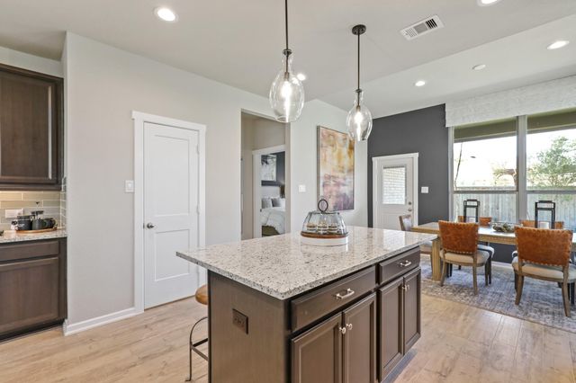 2326 Garden Arbor, Tomball, TX 77375