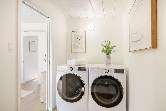 290 W Charleston Road, Palo Alto, CA 94306