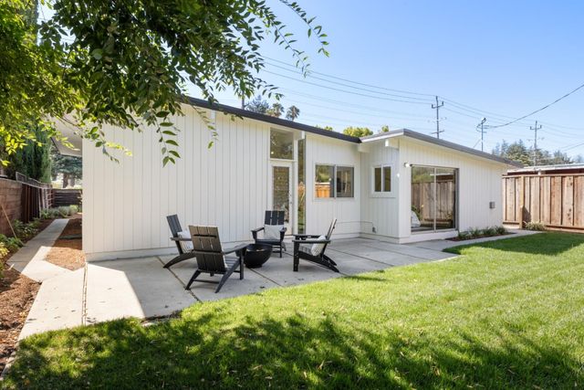 290 W Charleston Road, Palo Alto, CA 94306