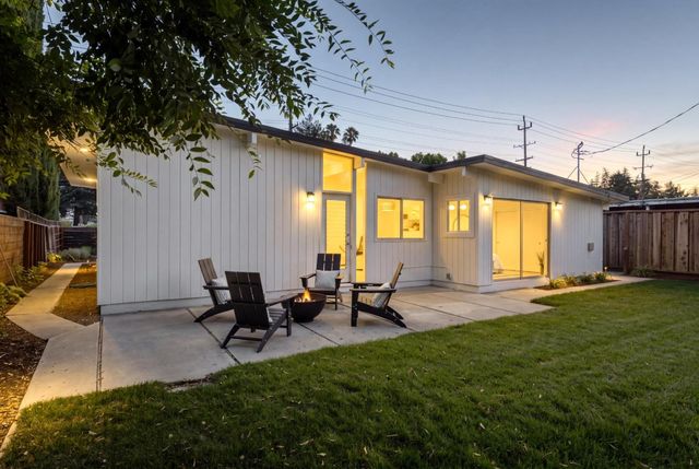 290 W Charleston Road, Palo Alto, CA 94306