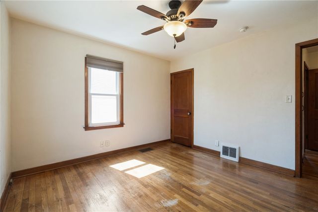 1799 Park Avenue, Marion, IA 52302