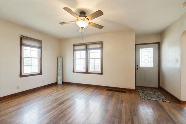 1799 Park Avenue, Marion, IA 52302