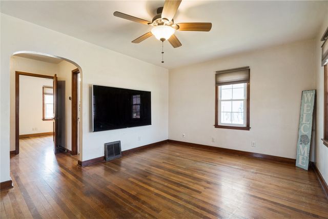 1799 Park Avenue, Marion, IA 52302