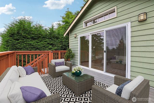 317 NE 91st Street, Seattle, WA 98115