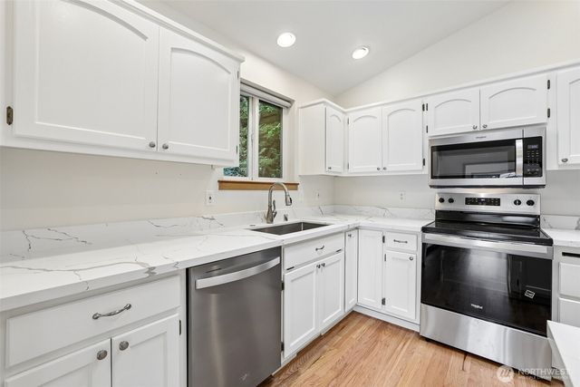 317 NE 91st Street, Seattle, WA 98115