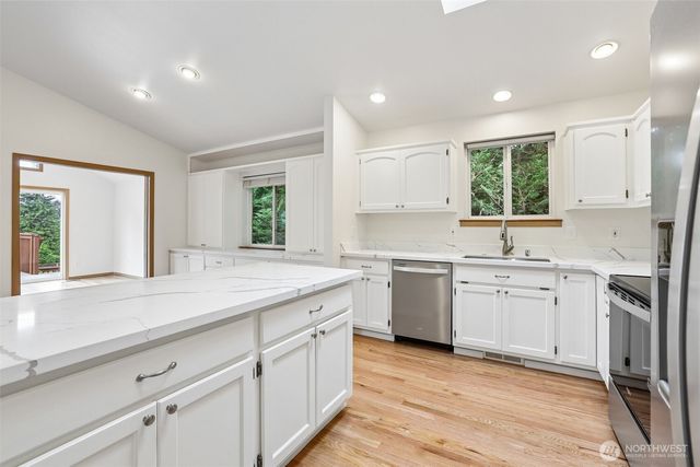 317 NE 91st Street, Seattle, WA 98115