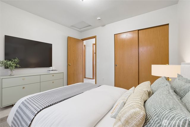 317 NE 91st Street, Seattle, WA 98115