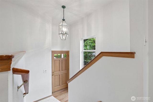 317 NE 91st Street, Seattle, WA 98115