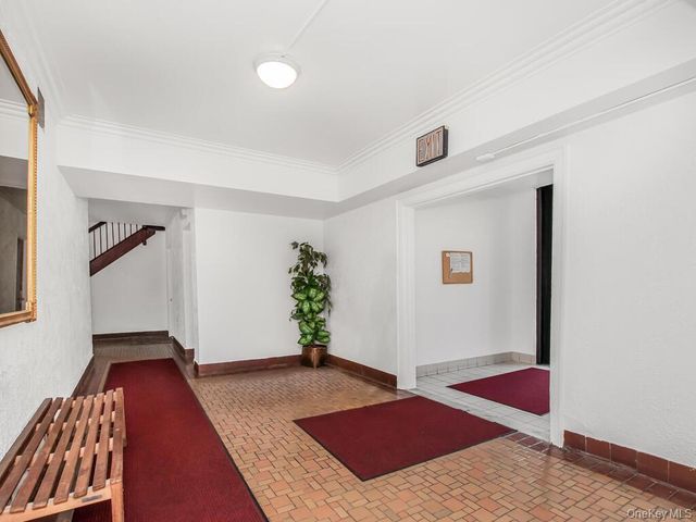 470 N Broadway B34, Yonkers, NY 10701