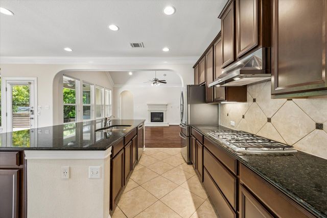 11812 Mira Vista WAY VH71, Austin, TX 78726
