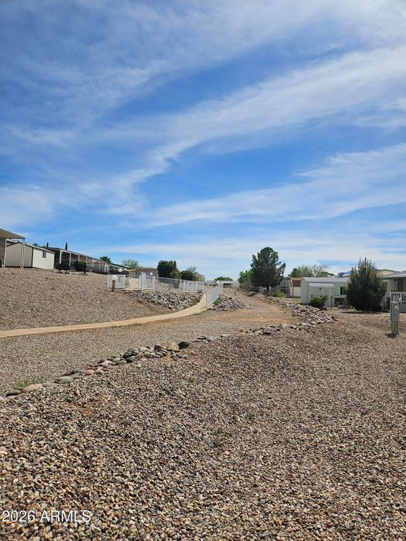 Image 32 of property listing at 585 S Shallow Brook Loop, Sierra Vista, AZ 85635