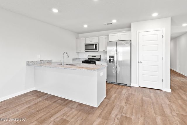 17414 E Sycamore Street, Gulfport, MS 39503