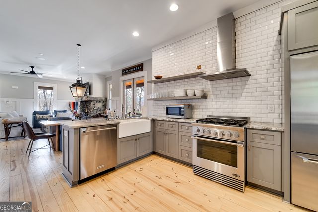 258 Turtle Cove, Clayton, GA 30525