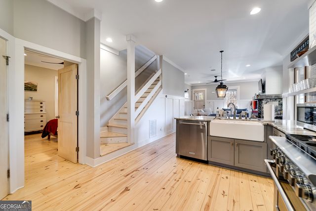 258 Turtle Cove, Clayton, GA 30525